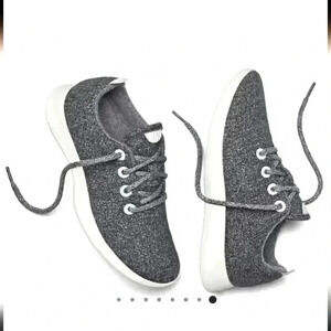 Allbirds wool athletic shoes, size 8